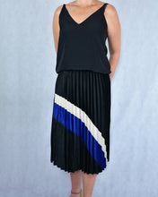 Load image into Gallery viewer, JASMIN Pleated Stipe Skirt - White/Royal Blue
